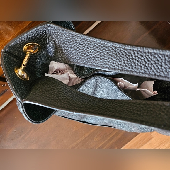 Michael Kors Pebbled Leather Jamesport Shoulder Bag! - Picture 6 of 13